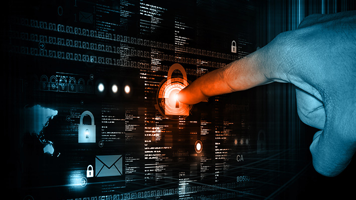 Exemple d'un homme qui lance une attaque DDoS.
